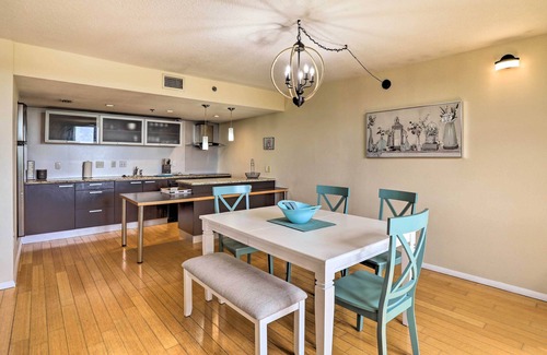Clearwater Condo | Convenient Clearwater Condo < 4 Mi to Beach!