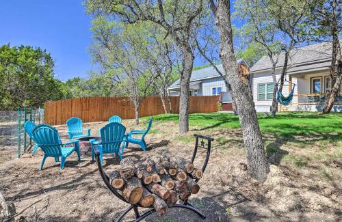 Canyon Lake House | Convenient Cute Cottage Hot Tub Fire Pit Sleeps 6