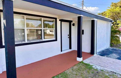 Pompano Beach House | Convenient Location Pompano - Deerfield Beach