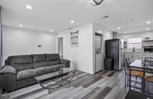 West Dallas House | Conveniently located 3/1 house near downtown Dallas