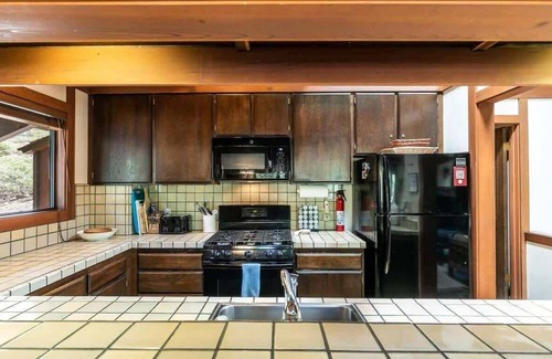 Tahoe City House | Conveniently Located Chinquapin Townhome | Unit 84