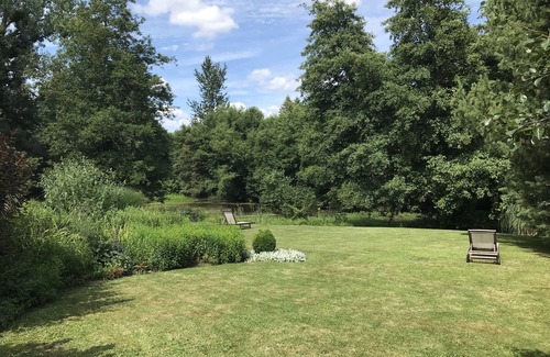 Abjat-sur-Bandiat House | Converted Barn in quiet garden setting