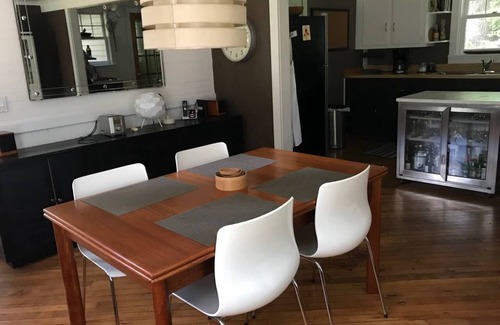 New Marlborough House | Converted Berkshire schoolhouse on a quiet river