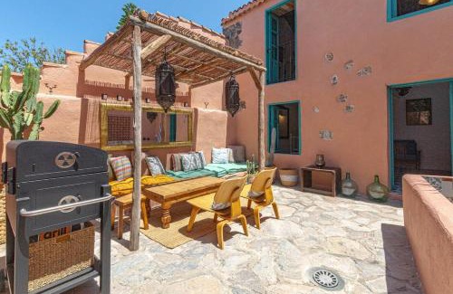 Chio Villa | Coocoomos Casa Moroccan Style Villa