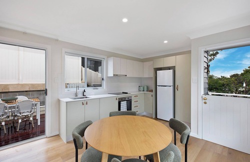 Terrigal House | Cooee Cottage. Where coastal charm meets joyful living at Terrigal Beach.