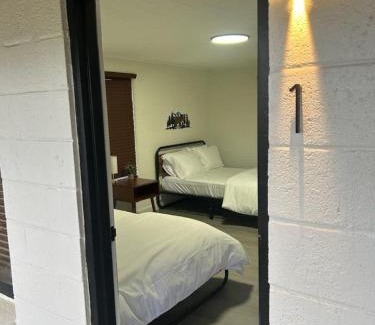 Cookson House | Cookson Resort - Tenkiller Cabin 3