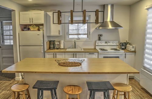 Bolton-Ouest Ski Chalet | Cool and cosy shack with private lake