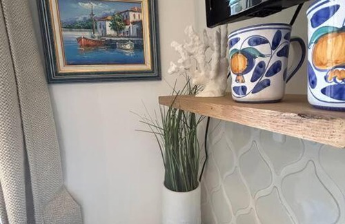 Cotignac Apartment | Cool Blue Cotignac Studio in the heart of the village
