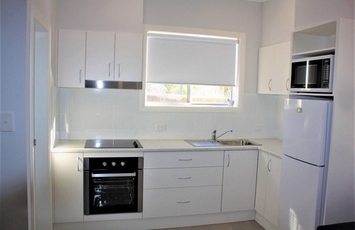 Coolah Apartment | Coolah Short Stays - Town View Apartment