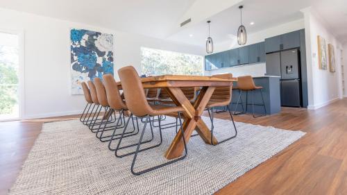 Lovedale House | Coopers Lodge, Lovedale - A rural escape in the heart of wine country