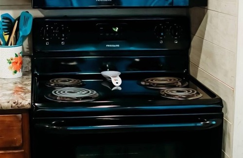 Gadsden Cabin | Coosa Cottage at River Rocks Landing