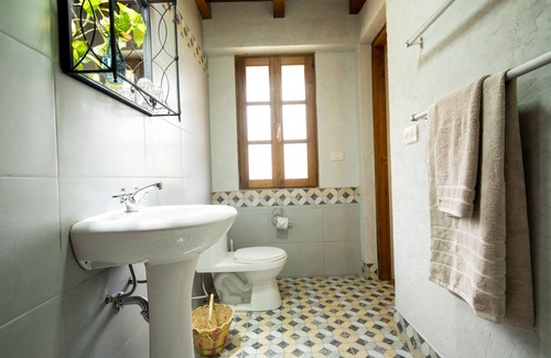 Ancash Region Cabin | Copacabaña Lodge