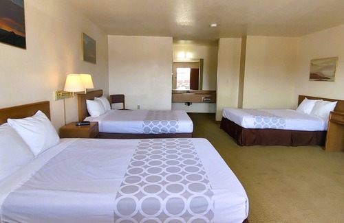 Pomerene Hotel | Copper Stay Inn/Rodeway Inn Benson AZ I-10 Exit 304