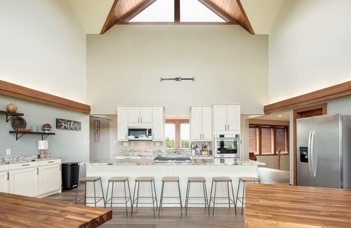 Andersonville House | Copper Top Estates 2 homes, private pool, minutes from everywhere