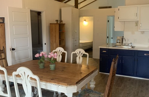 Rogers Hotel | Coppermine Lodge