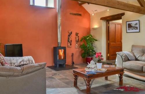 Hartland House | Coppingers Cottage, Galsham Farm