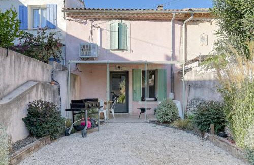 Maillane House | Coquette Maison de Village