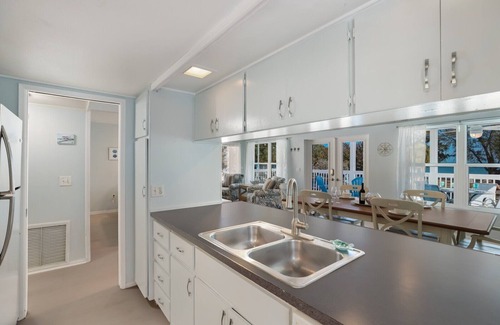 Anna Maria House | Coquina Cottage B by Duncan Real Estate