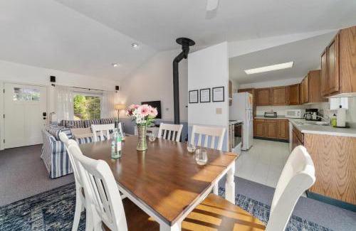 Manzanita House | Coral Cottage MCA#832