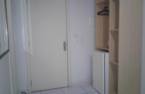 Menino Deus Hotel | CORAL EXPRESS Prox Anfiteatro Por do Sol , Araújo Vianna e Pucrs , 5 klm de distancia