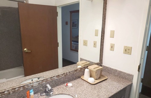 New Braunfels Hotel | Coratel Inn & Suites by Jasper New Braunfels IH-35 EXT 189