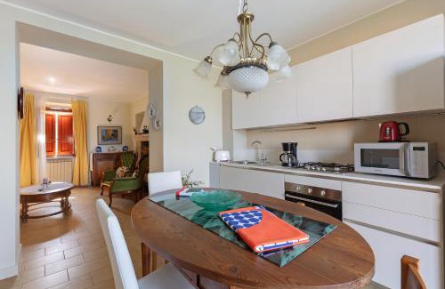 Albisano Apartment | Corbei