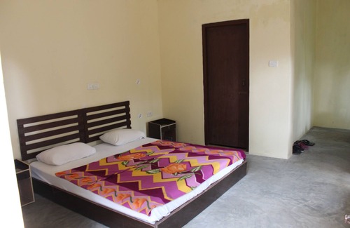 Garjia Cabin | CORBETT TIGER RETREAT [ RIVER SIDE, MUSICAL PRESENCE OF RIVER, WILDLIFE, BIRDS]