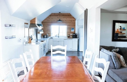 Williamstown House | Cordova Retreat - 7 Minutes from Ark!