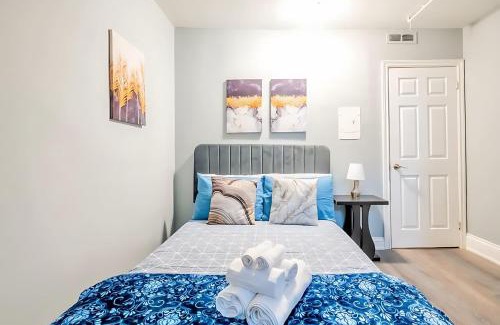 Hamilton Apartment | Corktown Apt on James St South