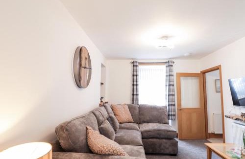 Buckie House | Corner Cottage