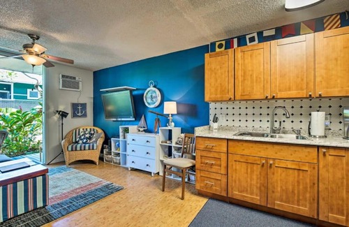 Historic Kailua Village Apartment | CORNER GARDEN VIEW UNIT - NO ONE ON ONE SIDE - NAUTICAL DECOR AND CUTE AS CAN BE condo