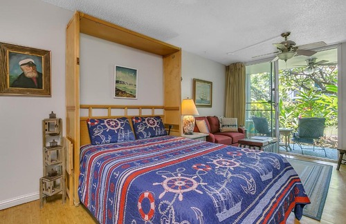 Historic Kailua Village Apartment | CORNER GARDEN VIEW UNIT - NO ONE ON ONE SIDE - NAUTICAL DECOR AND CUTE AS CAN BE condo