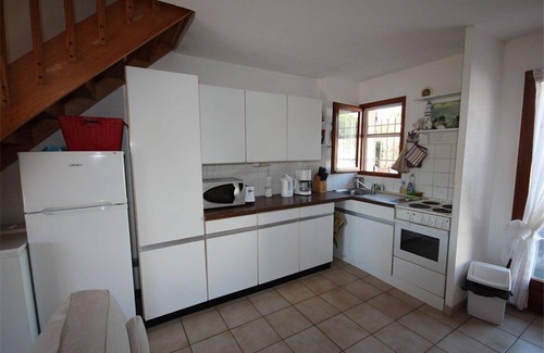 Portiragnes-Plage House | Corner house located in secured residence with pool, 2 bedrooms upstairs, WIFI, for 5 persons, at.