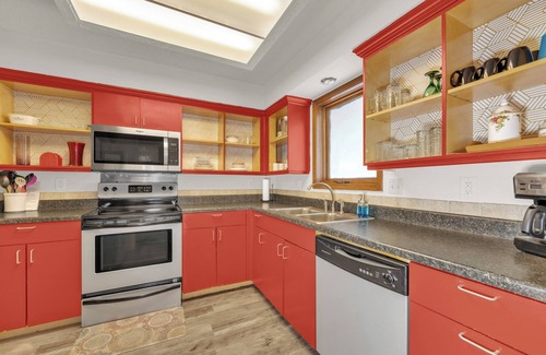 Bella Vista House | Corner Lake Getaway