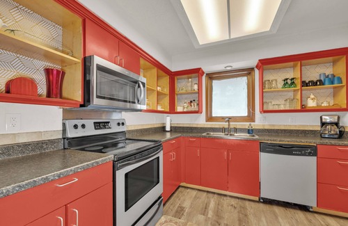 Bella Vista House | Corner Lake Getaway