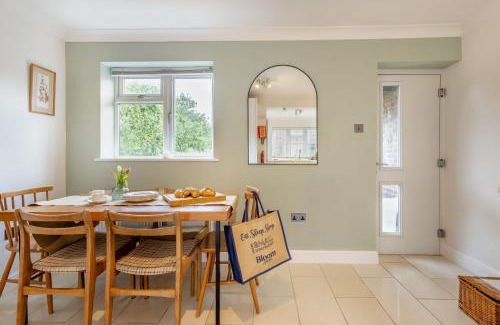 Canterbury House | Cornerways by Bloom Stays