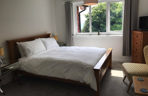 Ventnor House | Cornerways