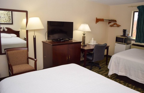 Painted Post Hotel | Corning Inn