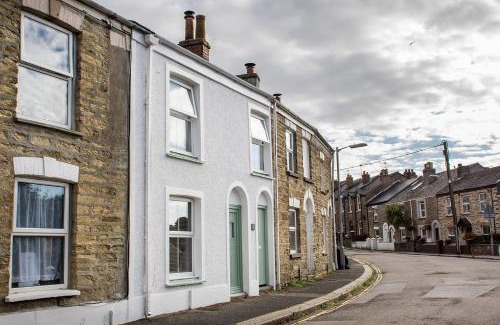 Truro House | Cornish Cottage - Truro City Centre