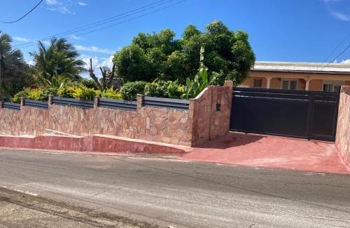 Trois-Rivieres House | COROSSOL