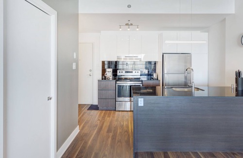 Brossard Apartment | Corporate Stays | Lumeo | One of a kind 1BR