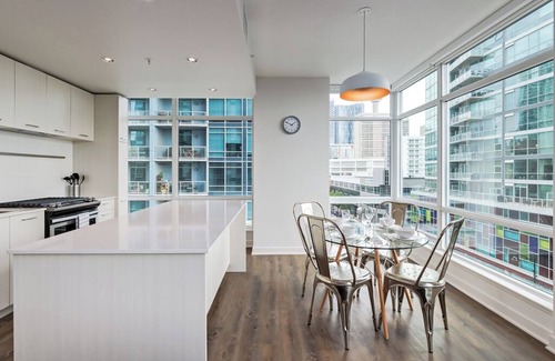 Beltline Condo | Corporate Stays Underwood Apartments