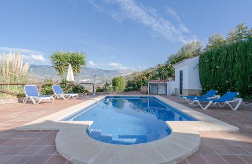 Sayalonga House | Cortijo La Rijana