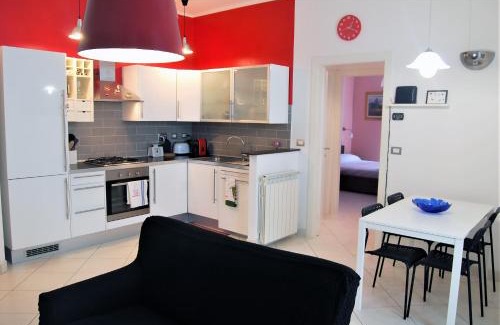 Vado Ligure Apartment | Costa del Molo - Casa e Lavoro