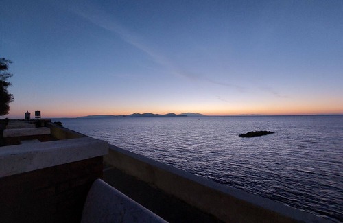 Piombino Apartment | Costa delgi Etruschi Blue Sea Escape Apartment 2, SPA and sea