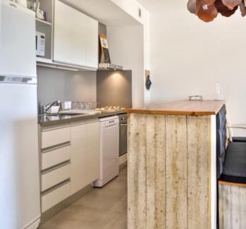 Pinamar Apartment | Costa Esmeralda Departamento para 6 Personas sobre el Golf