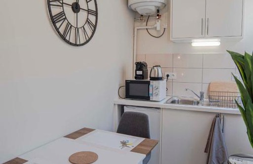 Vaise Apartment | Cosy 16m With Wifi Near The "Fort De Vaise