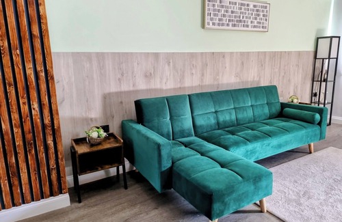 Tooting House | Cosy 2 BDR House in SW London Entire Place