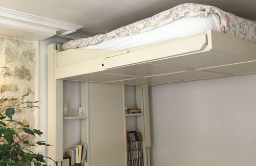 5th Arrondissement Apartment | Cosy 2 Bedroom Apartment in Latin Quarter near the Seine with AC