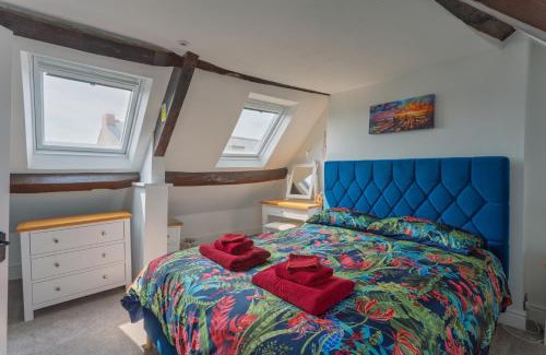 Malmesbury House | Cosy 2 bedroom Cotswold cottage